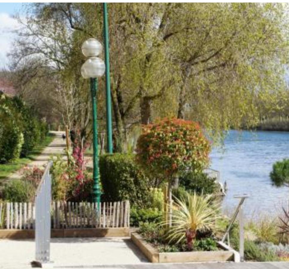 Appartement Au Bord De Seine Épinay-sur-Seine Buitenkant foto